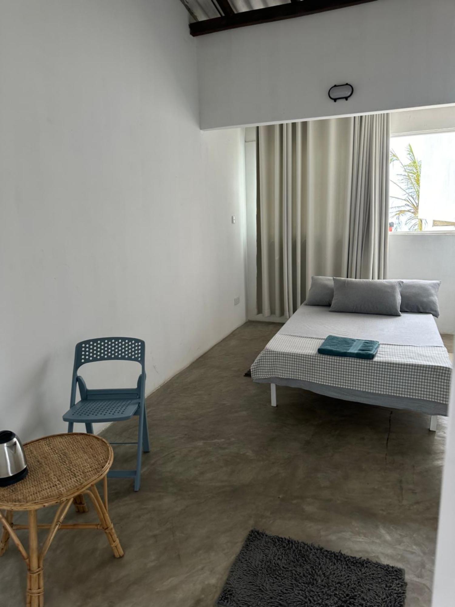 Albergue Dip N Doze Ahangama Exterior foto